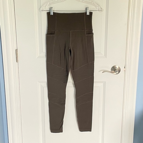 Athleta Inclination Moto tight Leggings Green with pockets 47149 - Picture 11 of 15